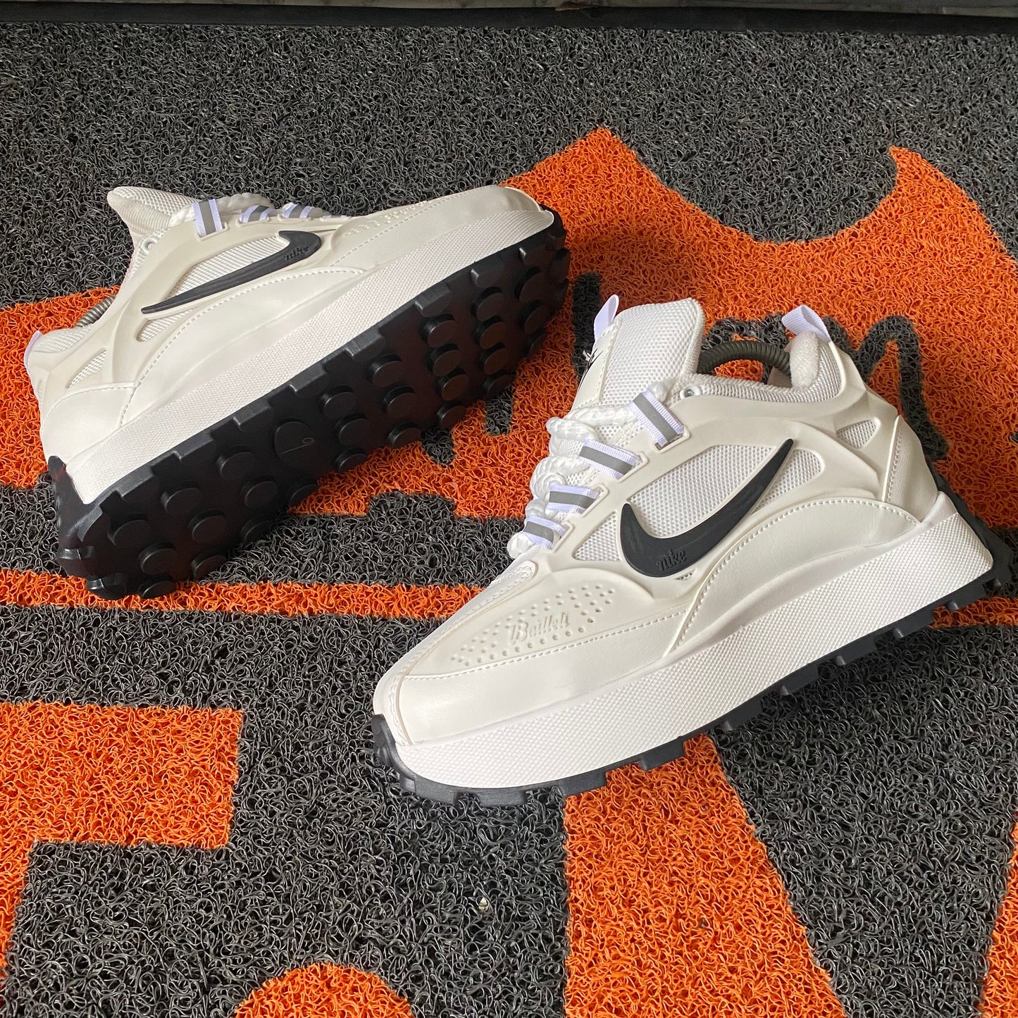 NIKE BAILLELI BLANCO
