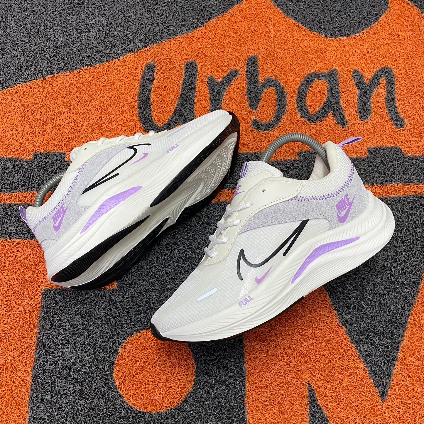 NIKE ZOOM MORADO + PLANTILLA SEMIORTOPEDICA