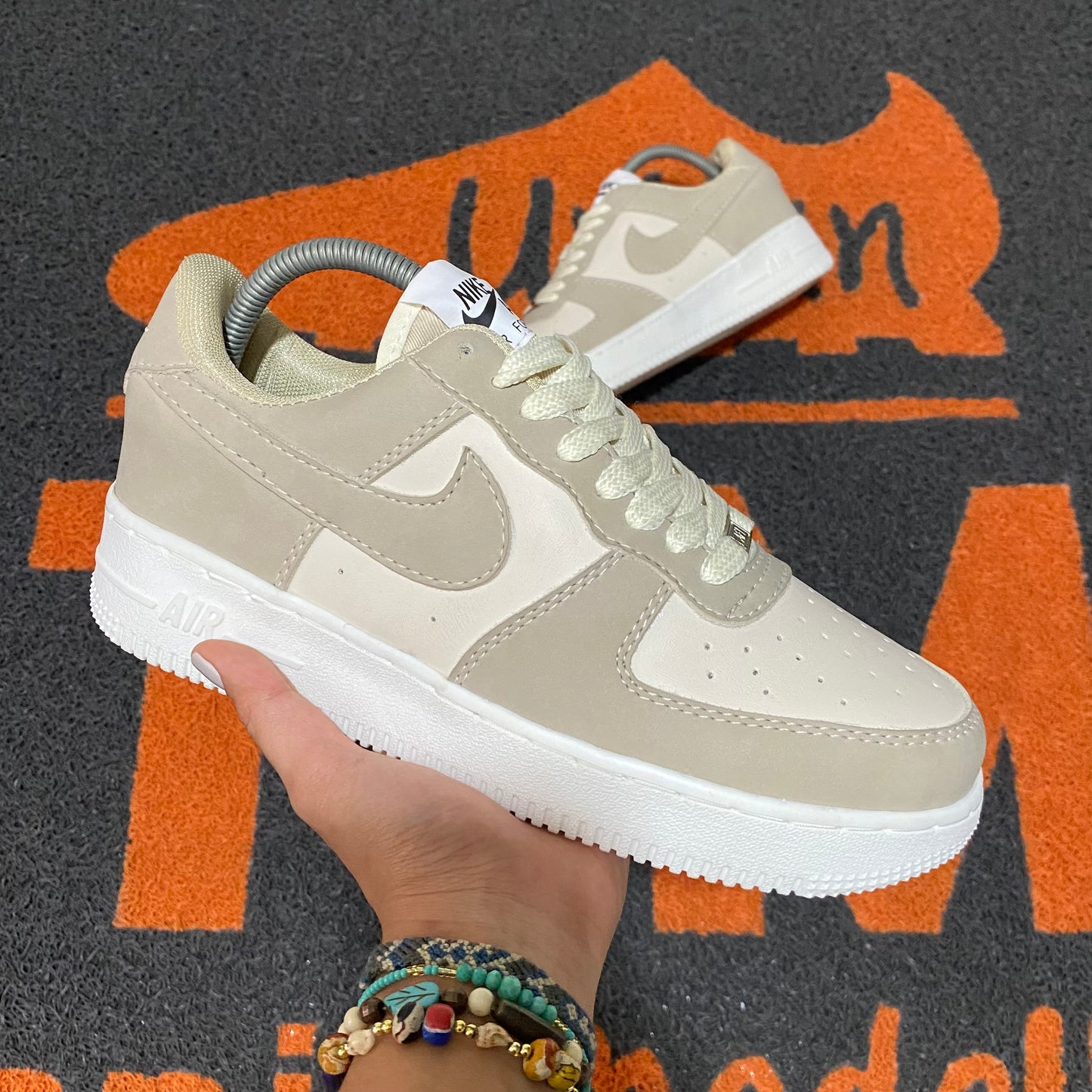 AF1 BEIGE