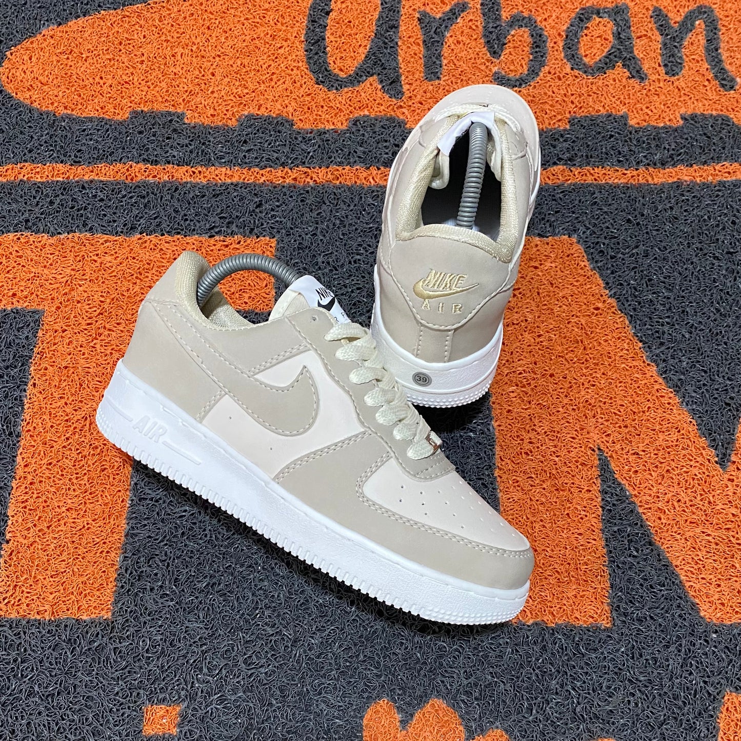 AF1 BEIGE