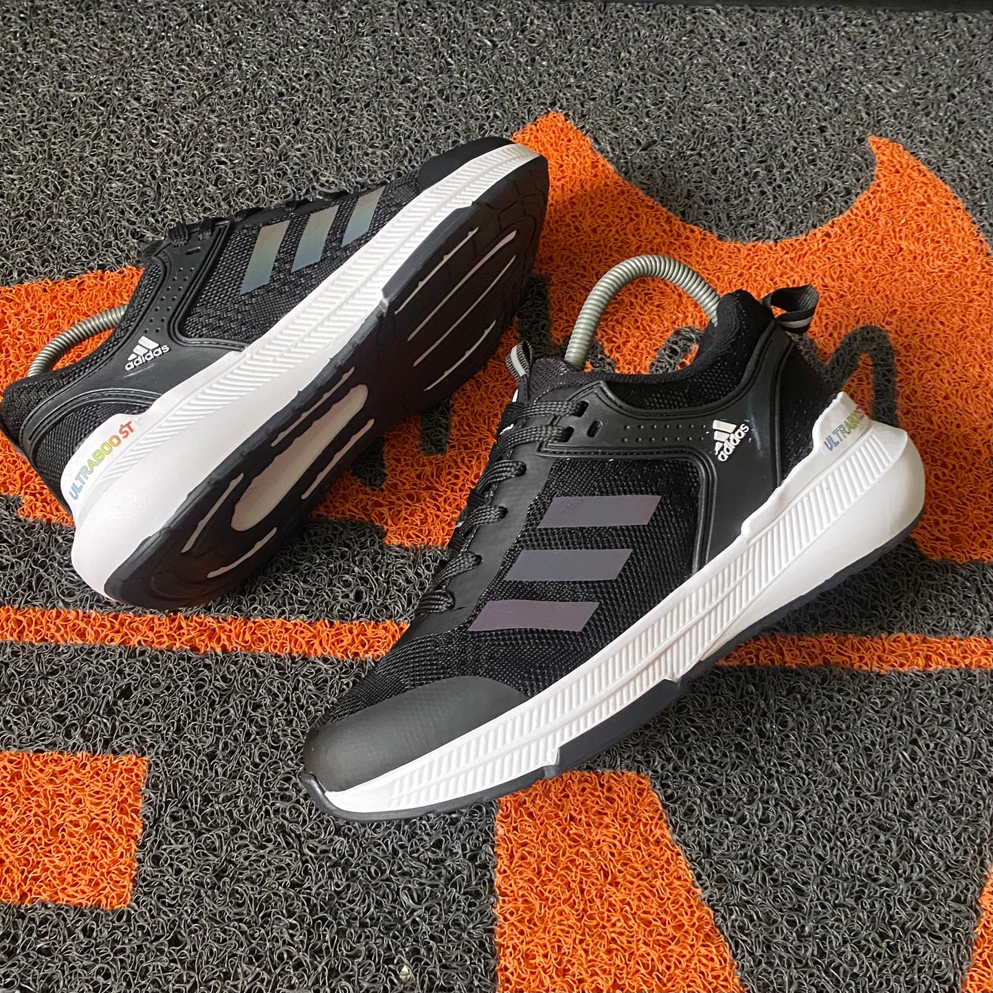 ADIDAS ULTRABOOST NEGRO
