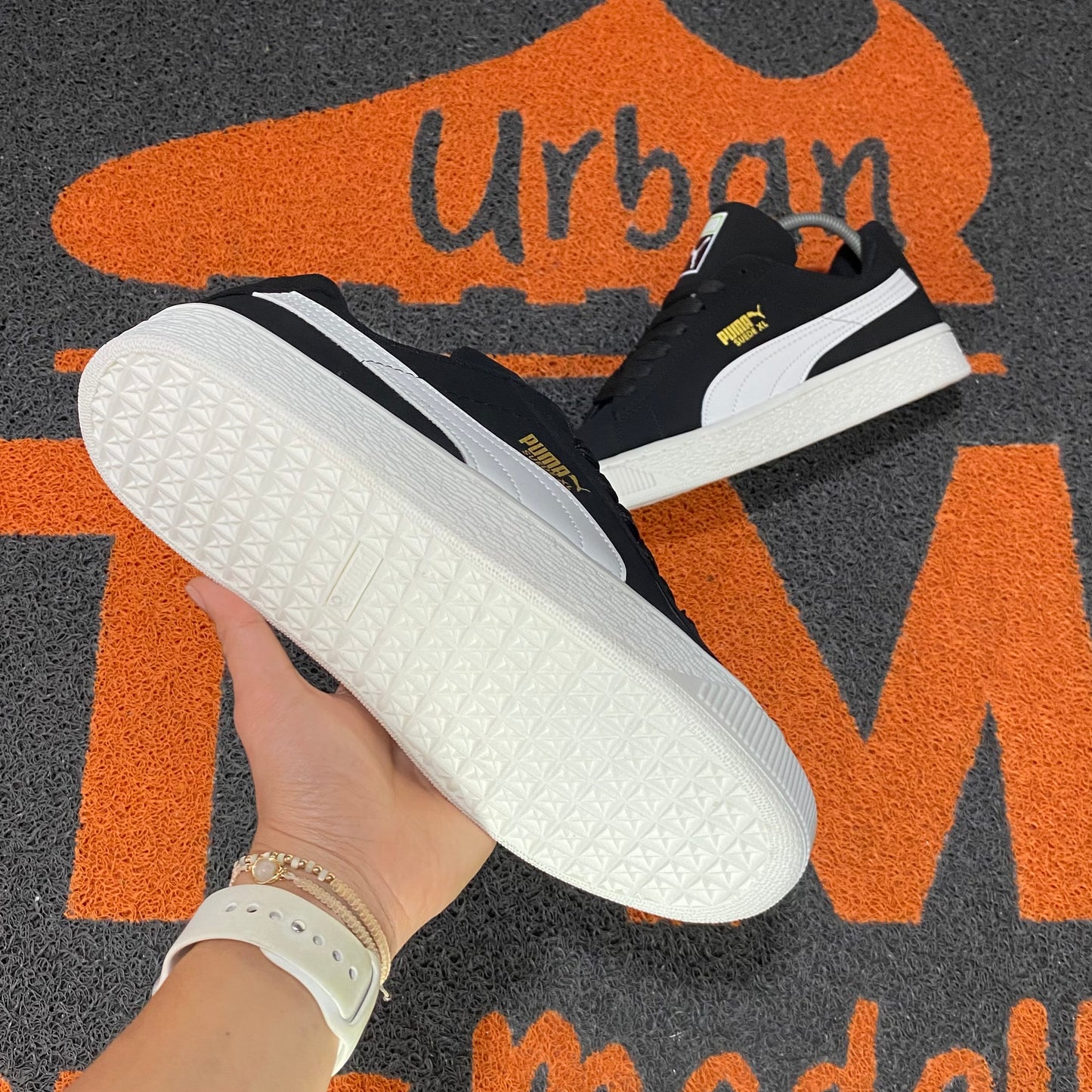 PUMA SUEDE XL NEGRO X MARFIL