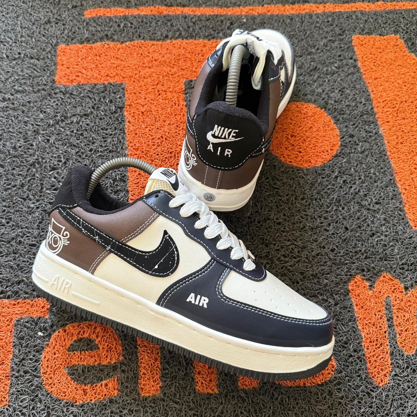 AF1 CAFE X AZUL GRAFFITI