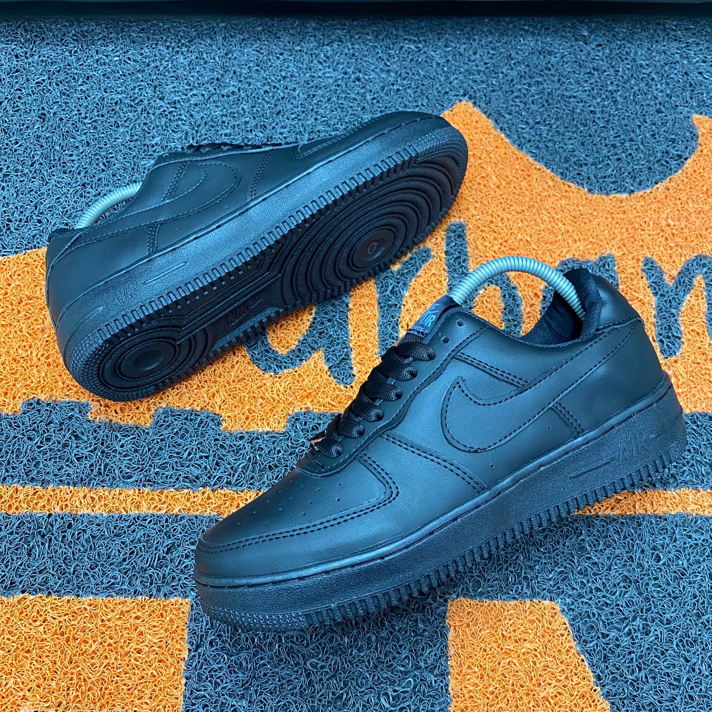 AF1 NEGRO TODO