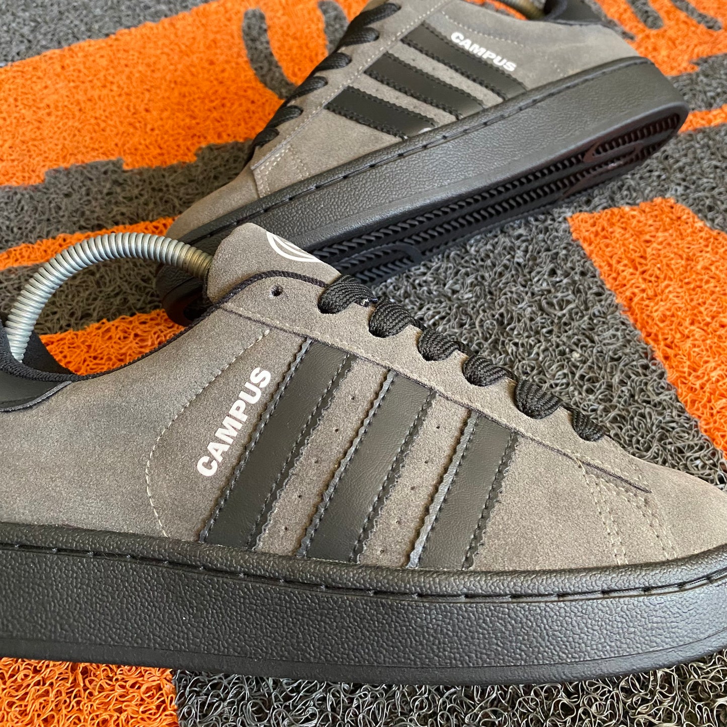 CAMPUS GRIS X NEGRO