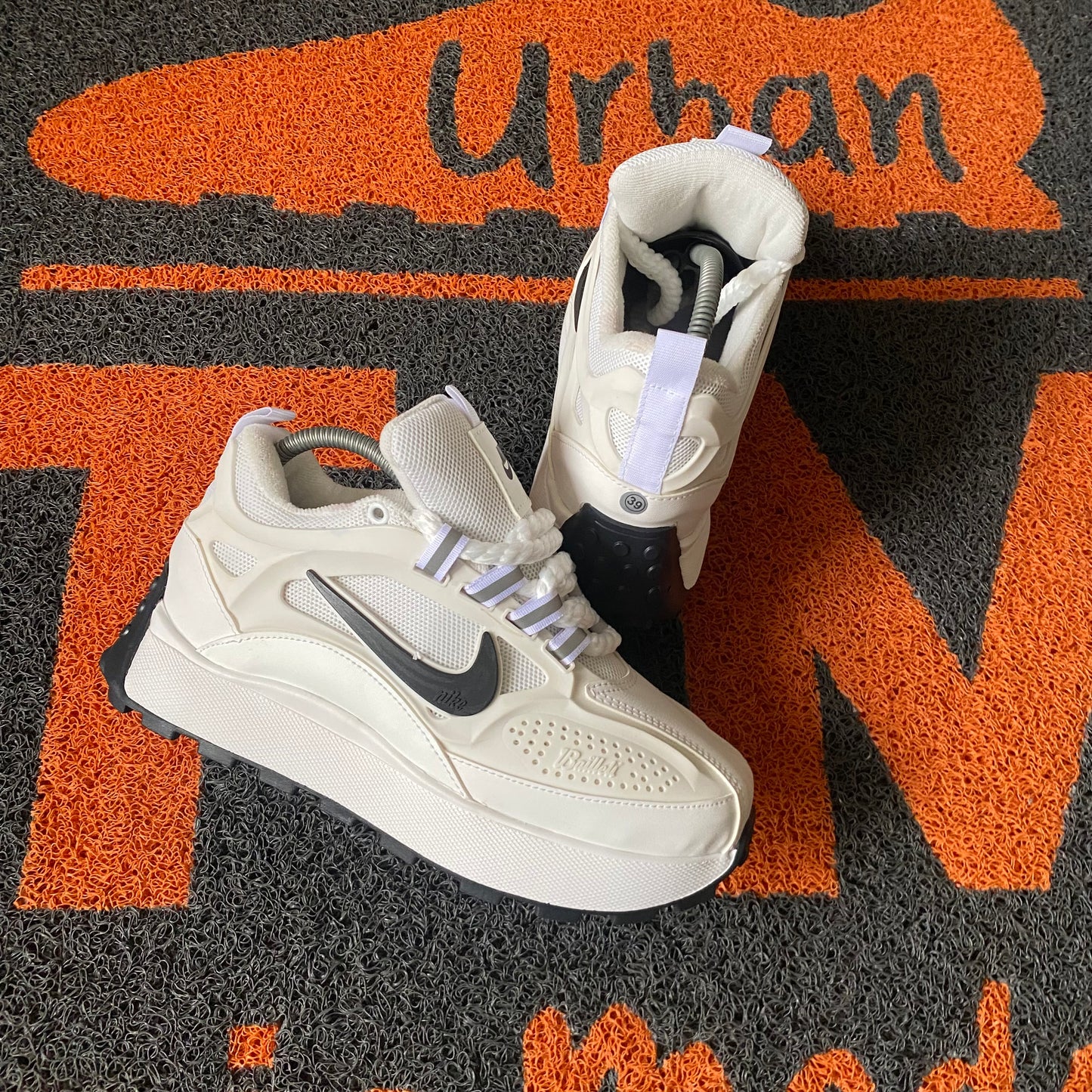 NIKE BAILLELI BLANCO