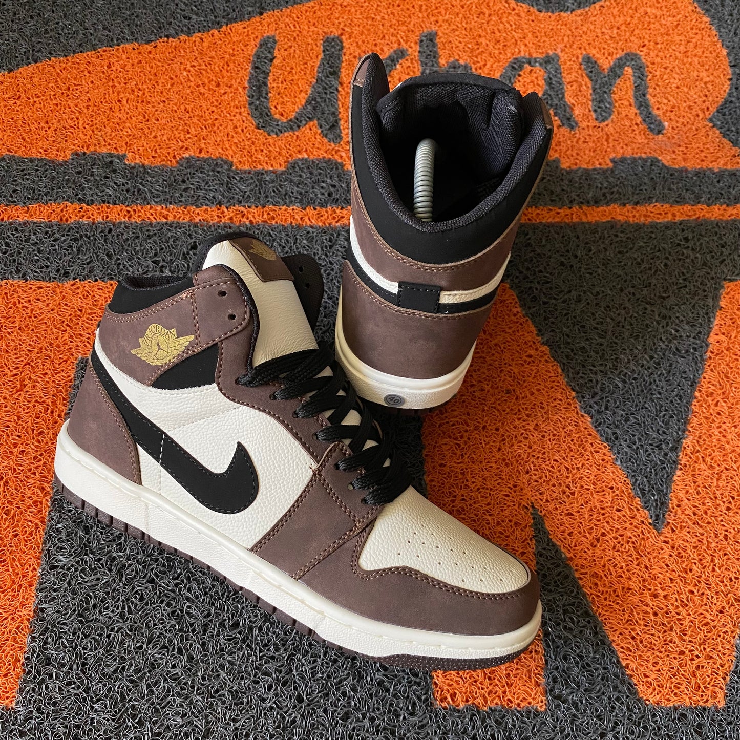 RETRO 1 CAFÉ