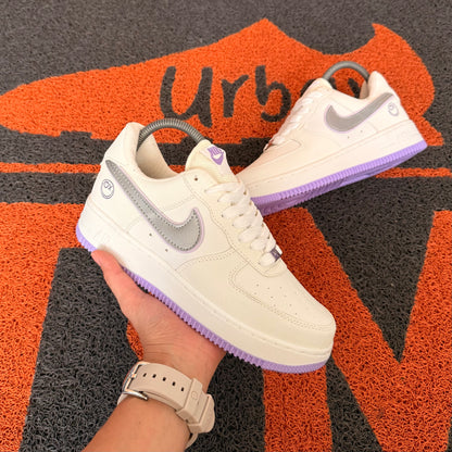 AF1 MARFIL X LILA GRAFFITI