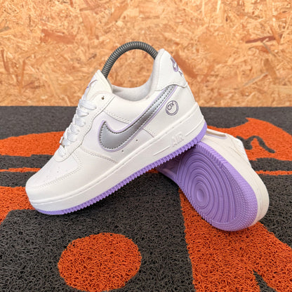 AF1 MARFIL X LILA GRAFFITI