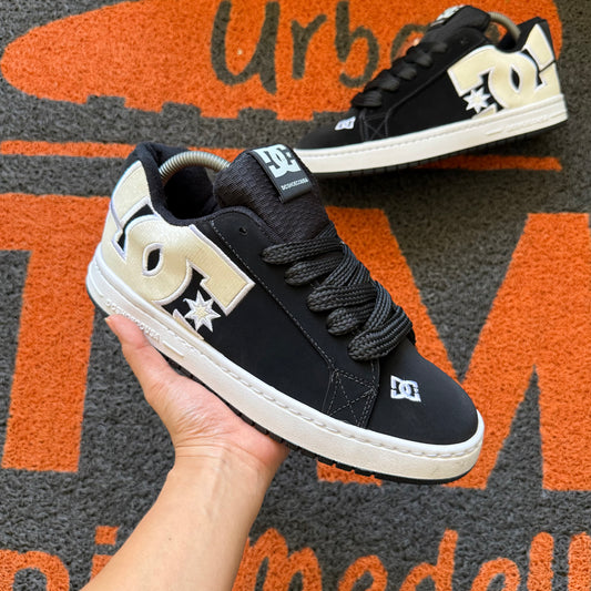 DC NEGRO BLANCO
