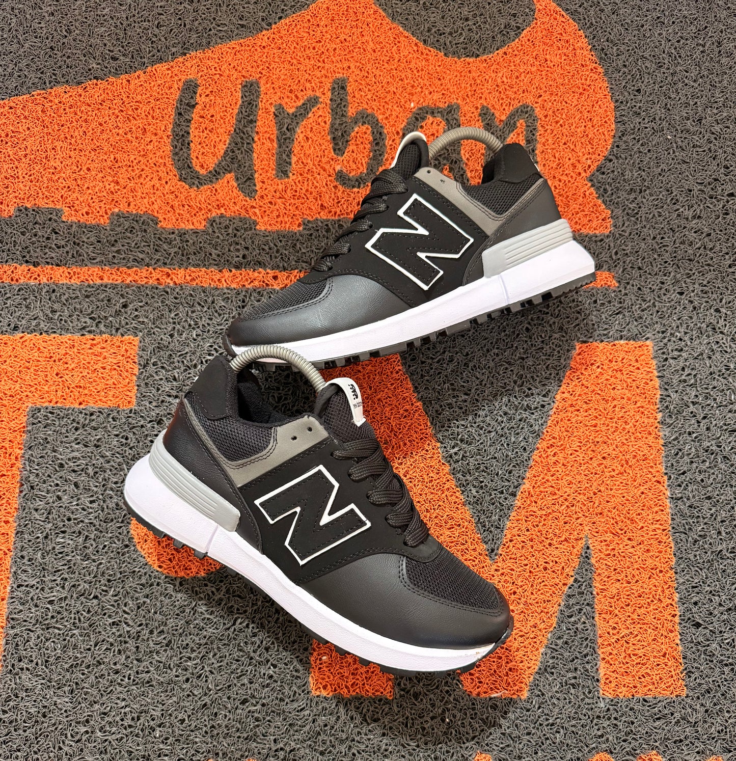 NEW BALANCE NEGRO
