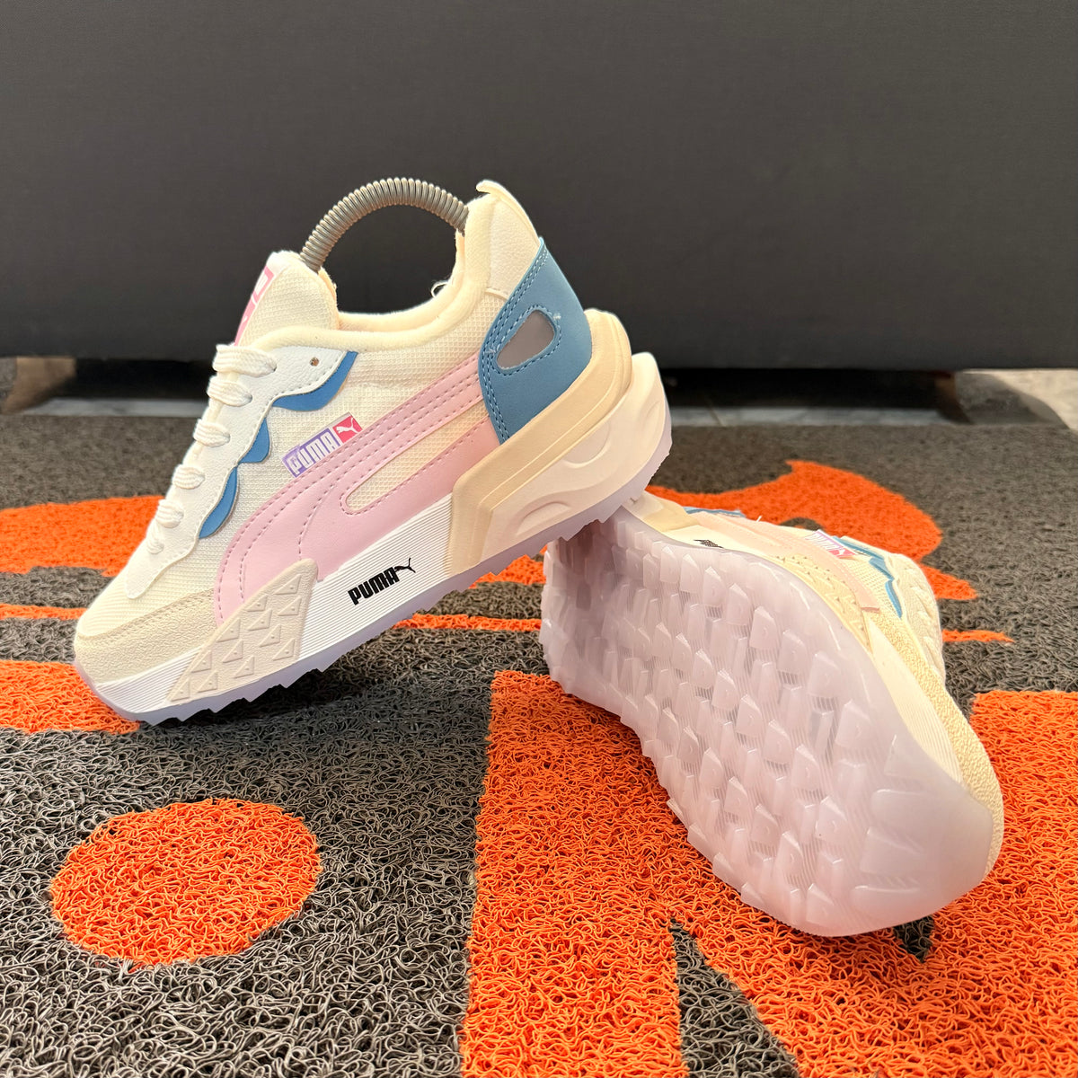 PUMA FUTURE AZUL ROSADO MUJER
