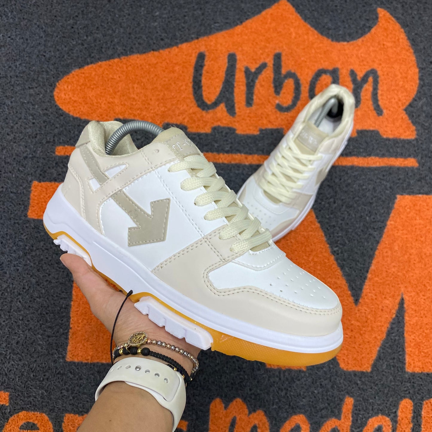 OFF WHITE HUESO X BEIGE