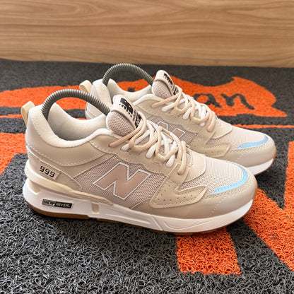 NEW BALANCE 999 BEIGE