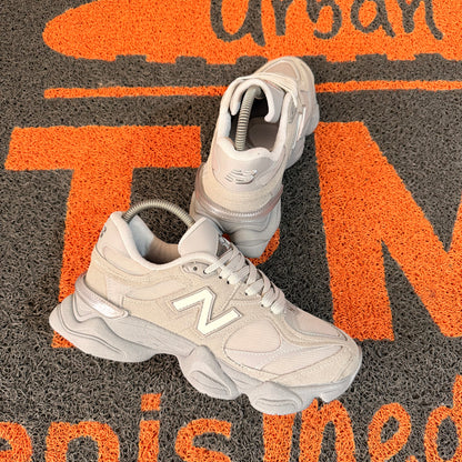 NEW BALANCE 9060 GRIS