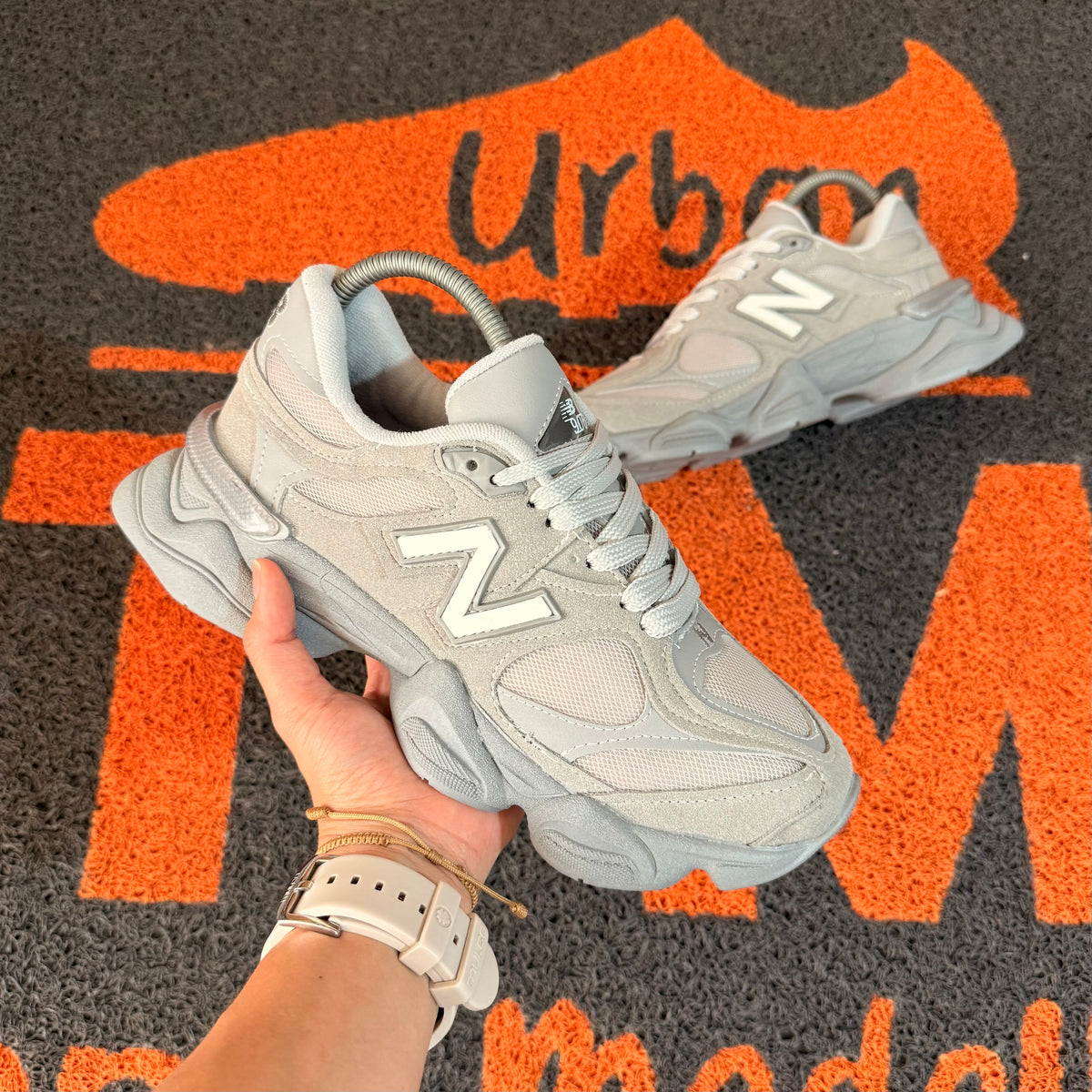 NEW BALANCE 9060 GRIS