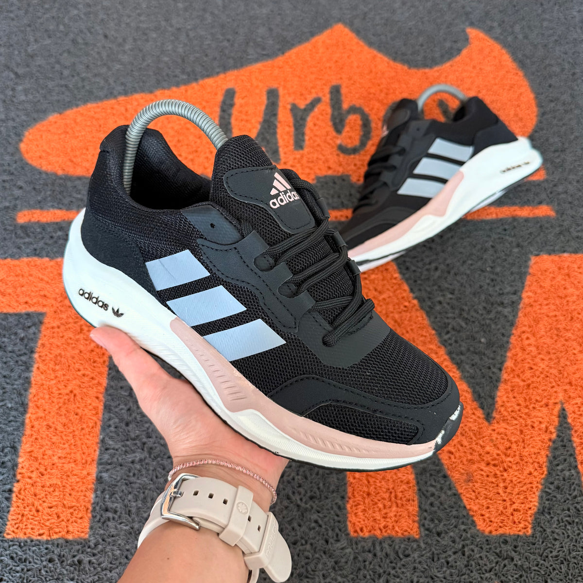 ADIDAS RUNNING FALCON NEGRO-PALO ROSA