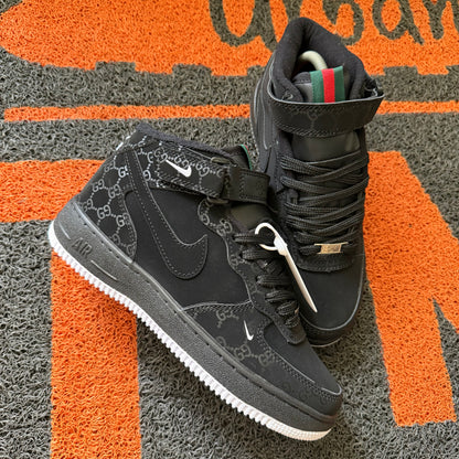 AF1 BOTA GUCCI NEGRA HUELLA BLANCA