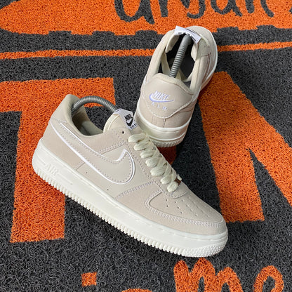 AF1 BEIGE CARNAZA