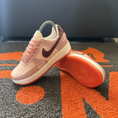 AF1 ROSADO GRAFFITI