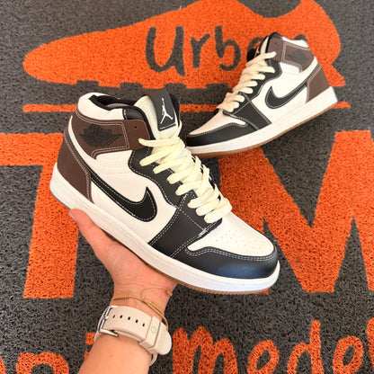 RETRO 1 NEGRO X CAFE