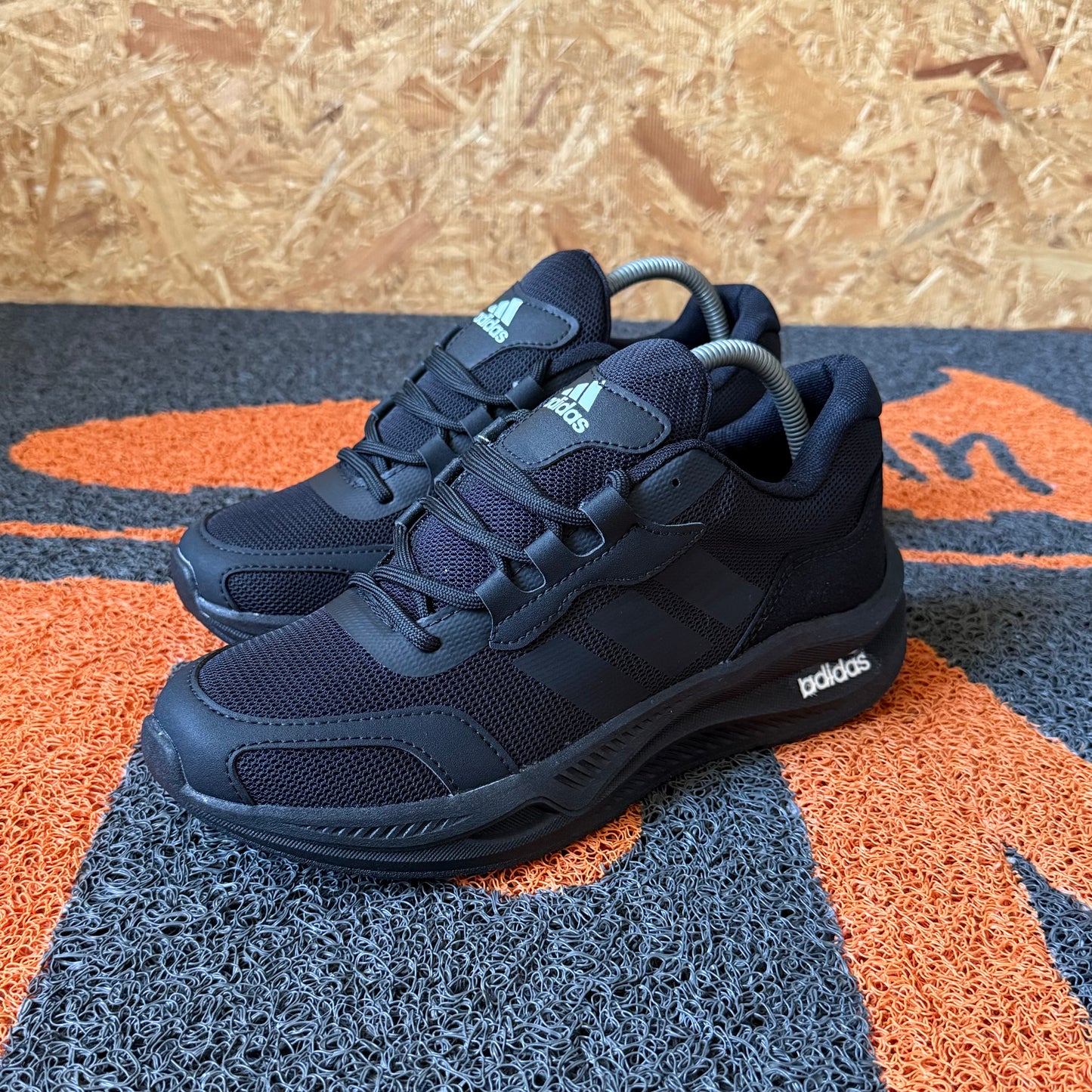 ADIDAS RUNNING NEGRO TODO