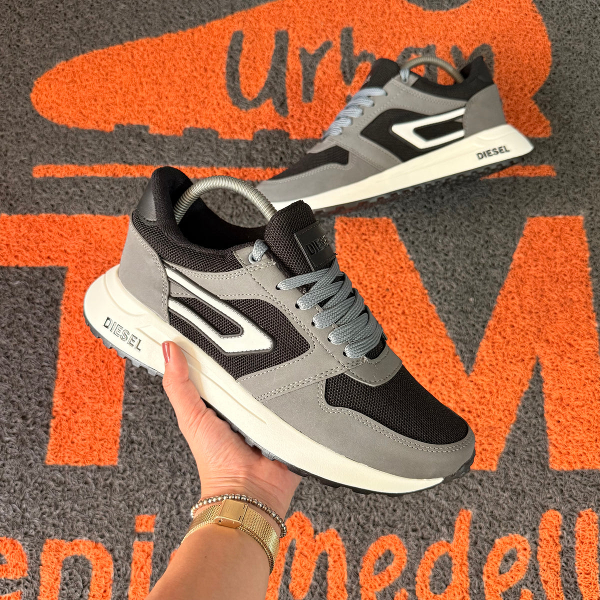 DIESEL NEGRO GRIS