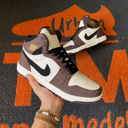 RETRO 1 CAFÉ