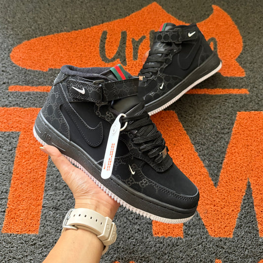 AF1 BOTA GUCCI NEGRA HUELLA BLANCA