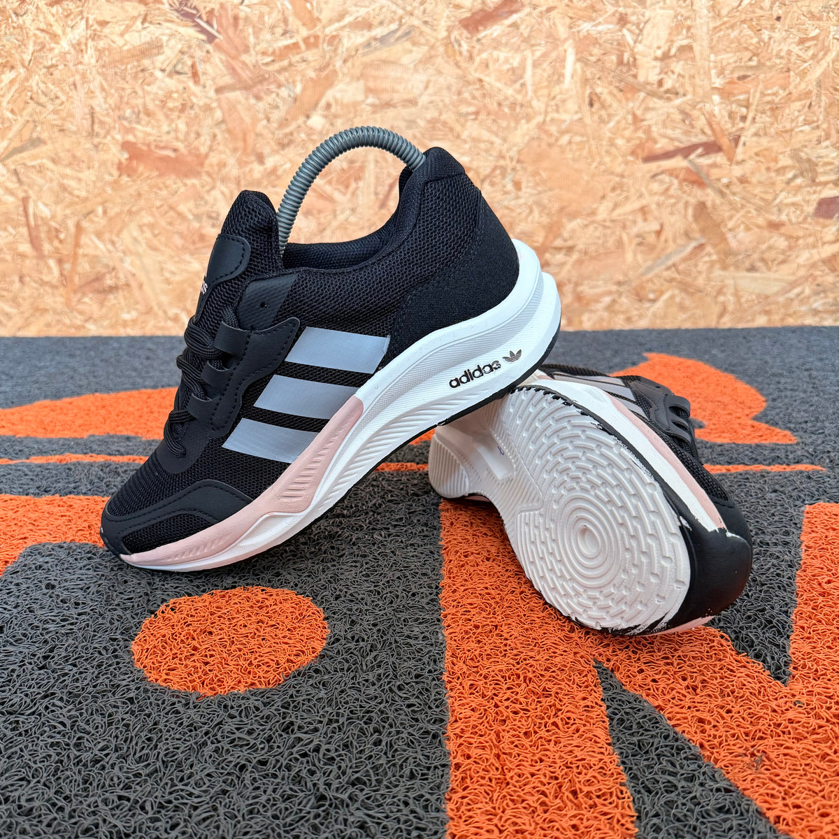 ADIDAS RUNNING FALCON NEGRO-PALO ROSA