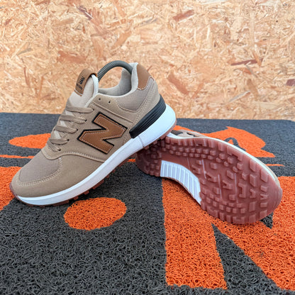 NEW BALANCE CAFE
