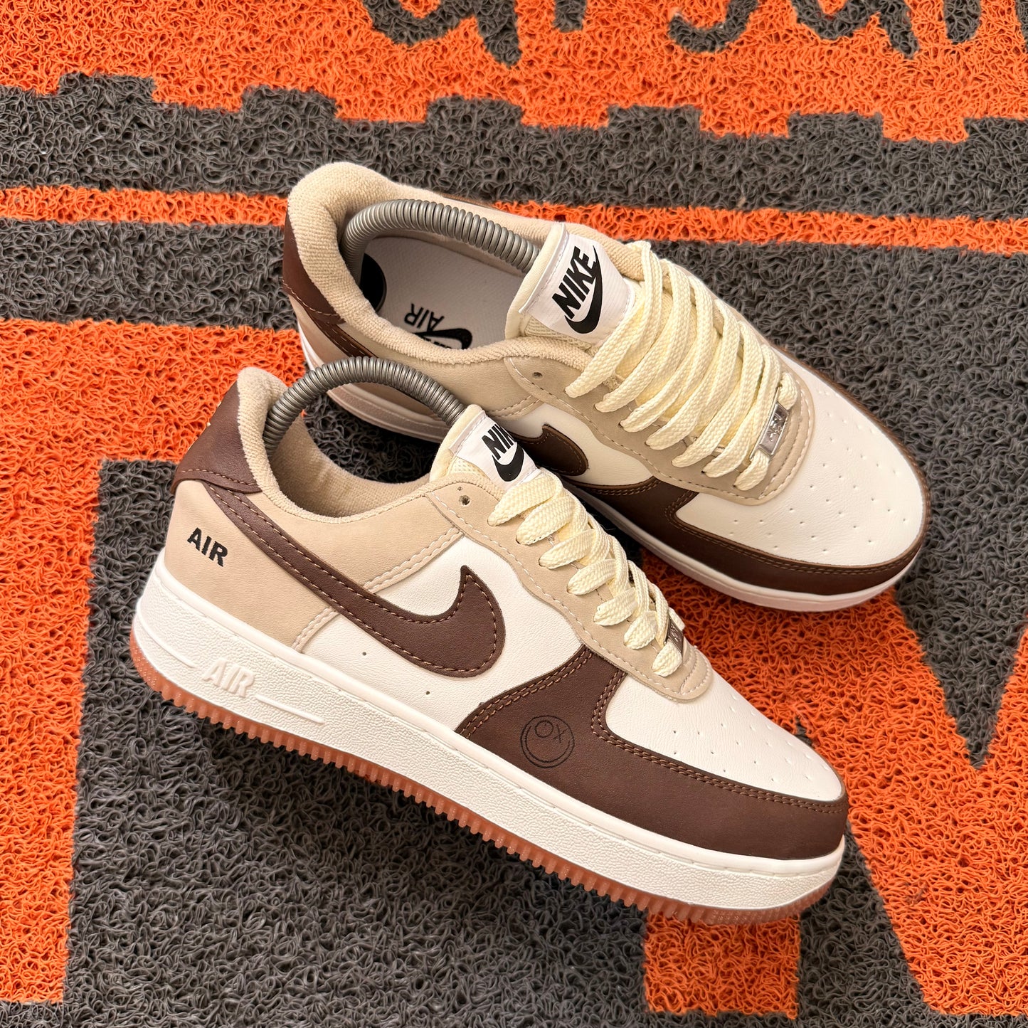 AF1 CAPUCHINO GRAFFITI