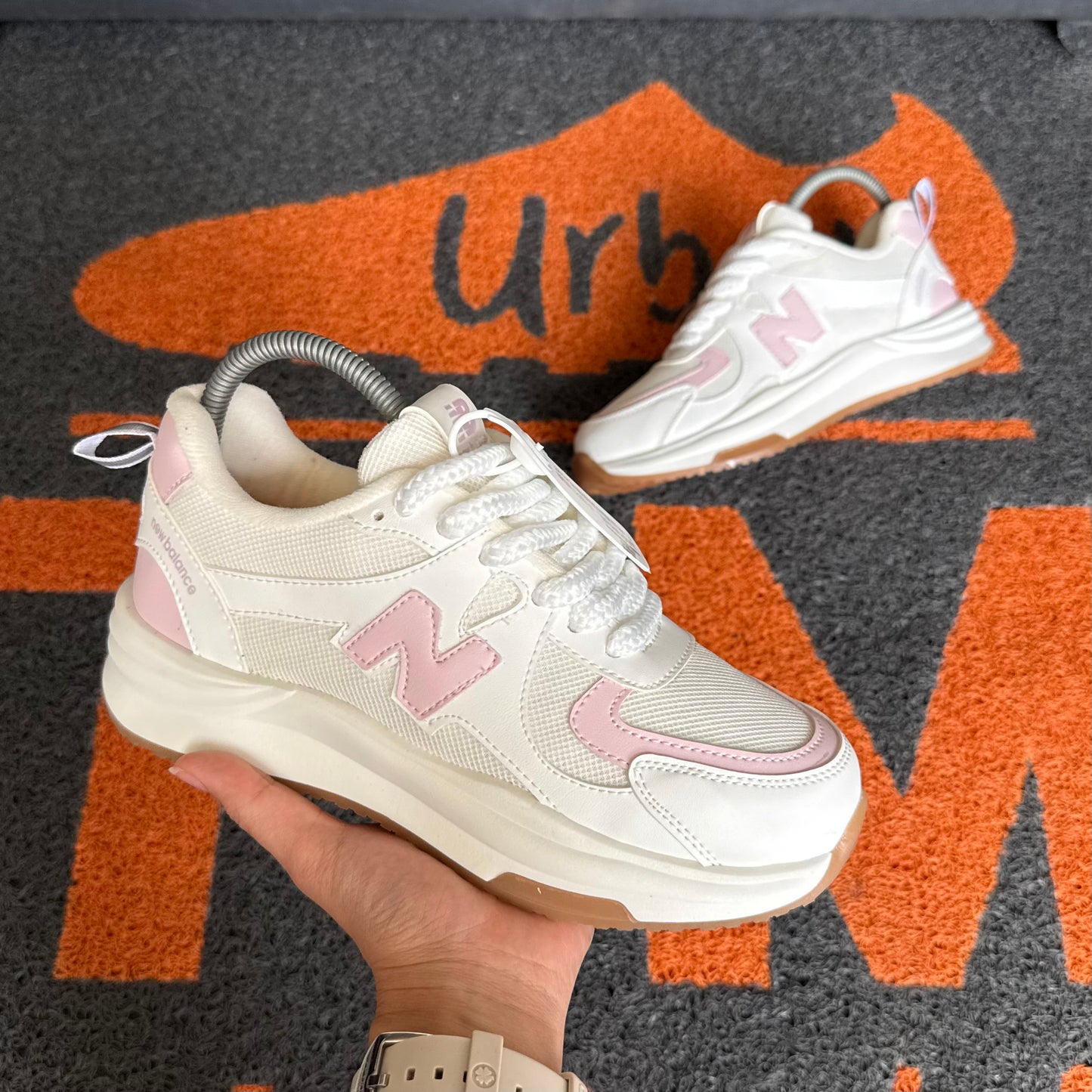 NEW BALANCE MARFIL X ROSADO