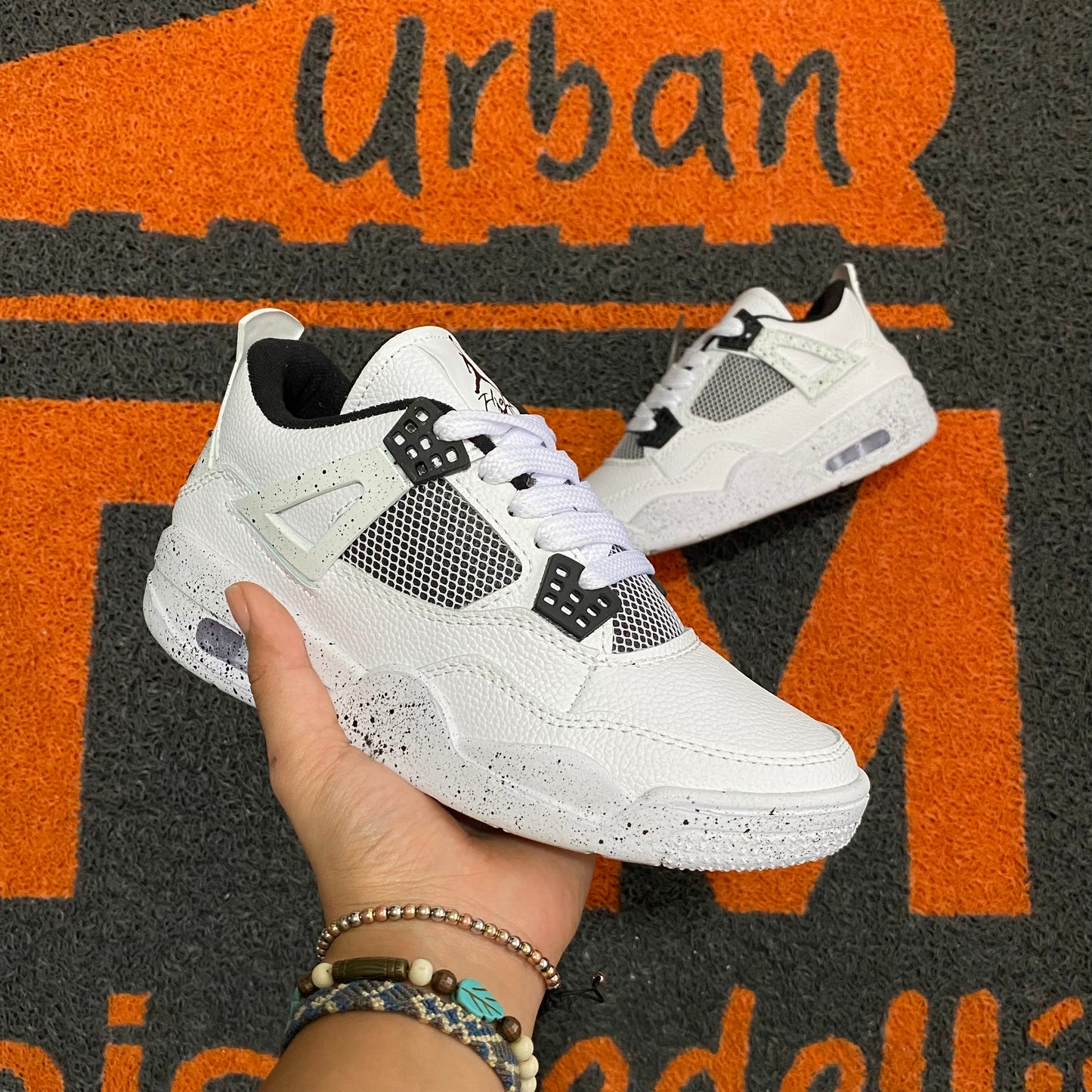 RETRO 4 BLANCA NIÑO