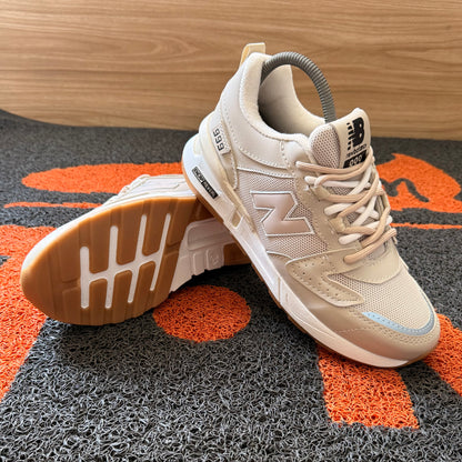 NEW BALANCE 999 BEIGE