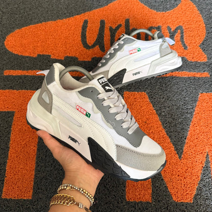 PUMA FUTURE BLANCO X GRIS