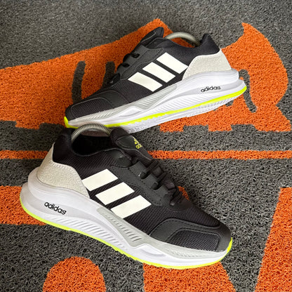 ADIDAS RUNNING NEGRO X VERDE NEÓN