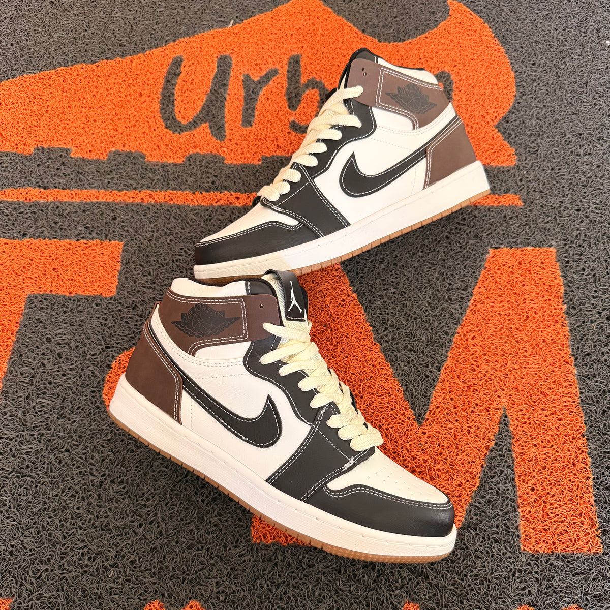 RETRO 1 NEGRO X CAFE