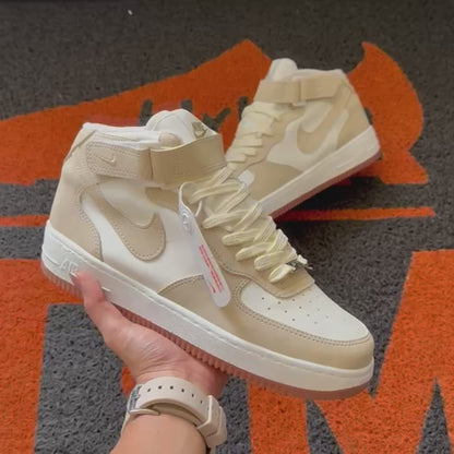 AF1 BOTA BEIGE X BLANCO