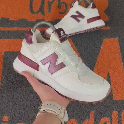 NEW BALANCE MARFIL X VINOTINTO MUJER