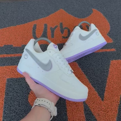AF1 MARFIL X LILA GRAFFITI
